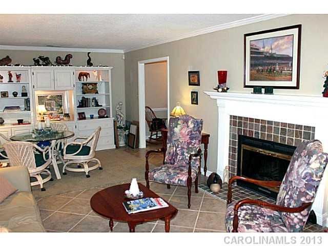 7228 Quail Meadow Ln #., Charlotte, NC 28210