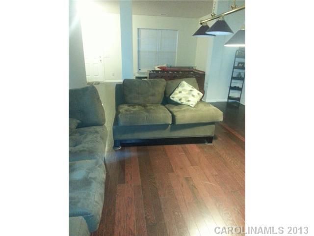 5519 Old Meadow Rd, Charlotte, NC 28227
