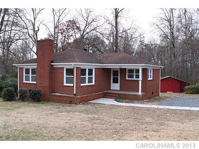 6221 Freedom Dr, Charlotte, NC 28214