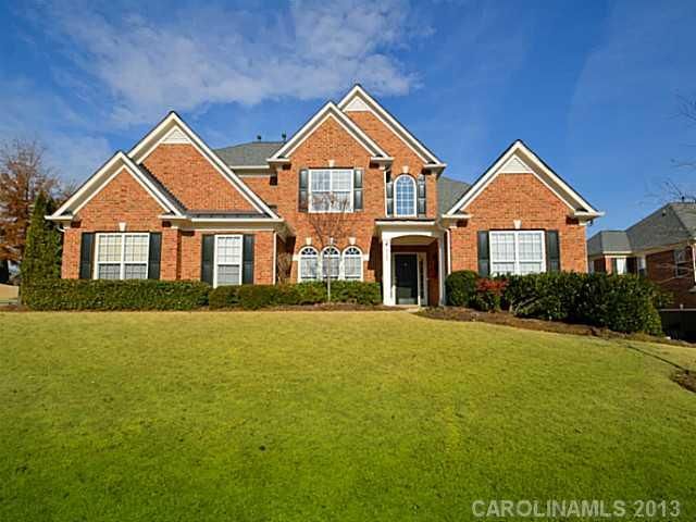537 Willow Brook Dr, Matthews, NC 28105