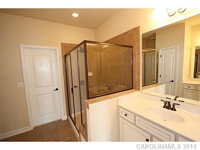 2239 NW Eversham Dr #812, Concord, NC 28027