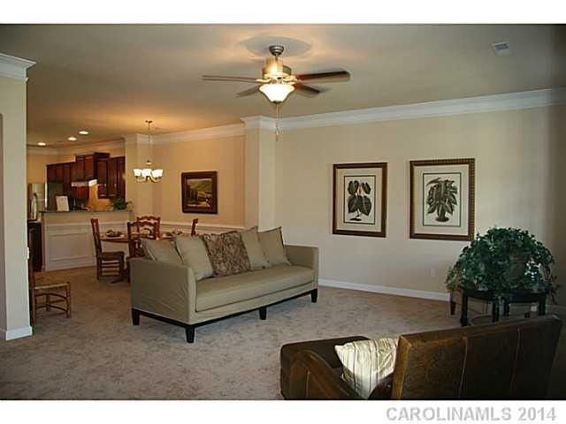 2243 NW Eversham Dr #811, Concord, NC 28027
