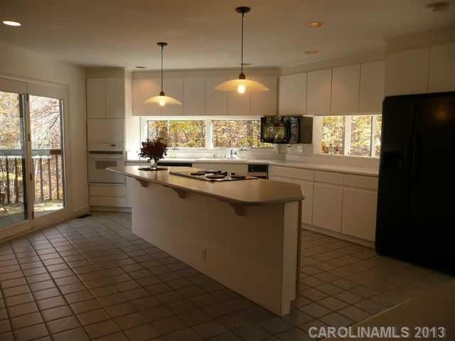 101 Mayflower Ct, Cramerton, NC 28032