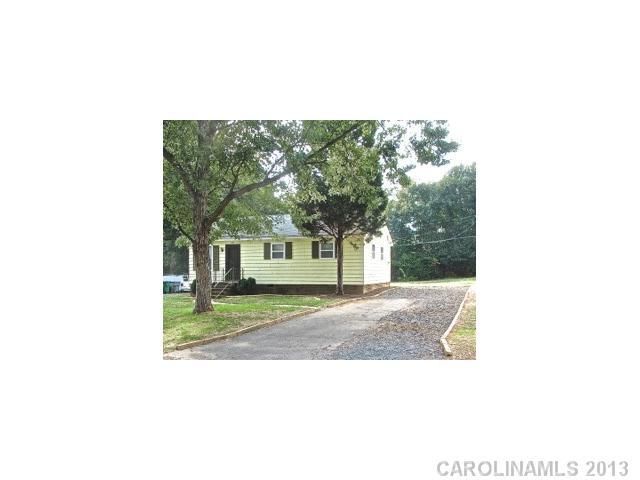 648 Gentle Breeze Dr, Charlotte, NC 28273