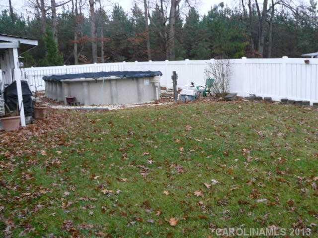 126 Brigadoon Dr, Mooresville, NC 28115