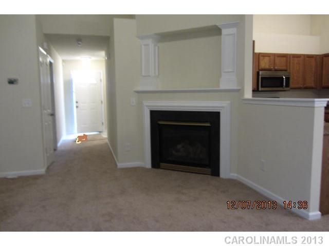 908 Almora Dr #126, Charlotte, NC 28216