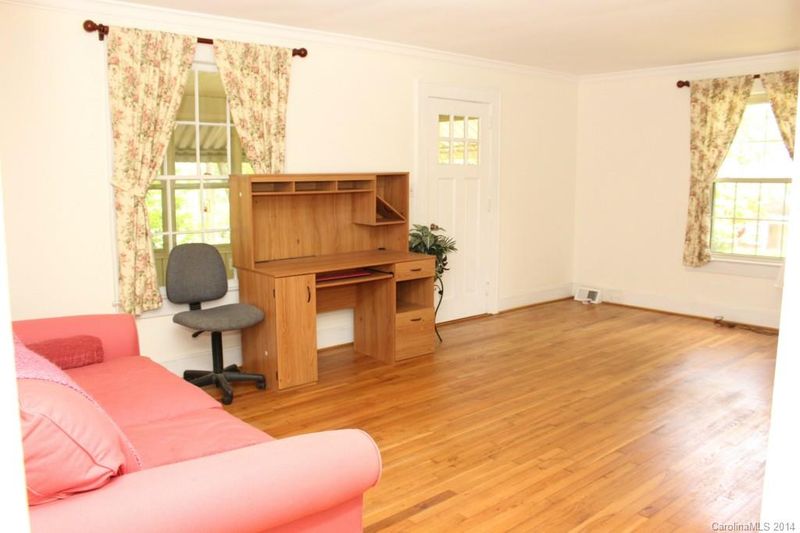 77 NE Edgewood Ave, Concord, NC 28025
