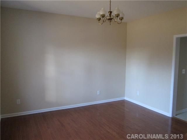 1825 Independence Dr, Kannapolis, NC 28081