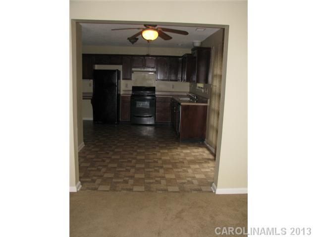 3228 Mintleaf Dr, Charlotte, NC 28269
