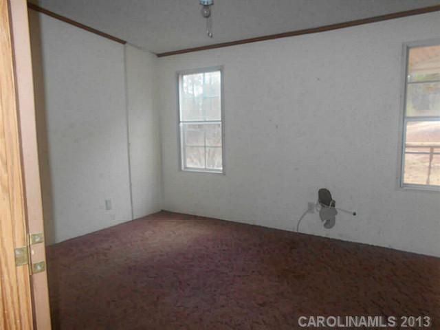 1733 Proposal Ave, Chester, SC 29706