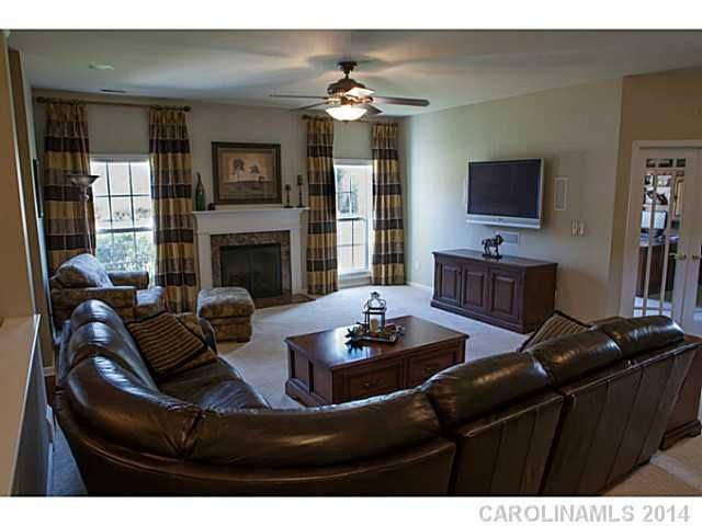 14924 Shingle Oak Rd, Mint Hill, NC 28227