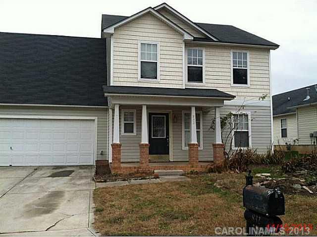 832 Raindrops Rd, Gastonia, NC 28054
