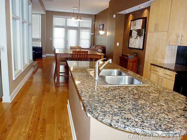 646 E 10th St #5, Charlotte, NC 28202