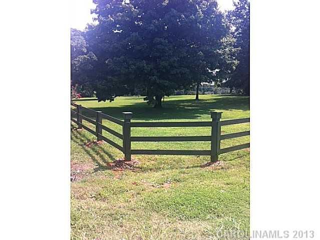 131 Nesting Quail Ln, Mooresville, NC 28117