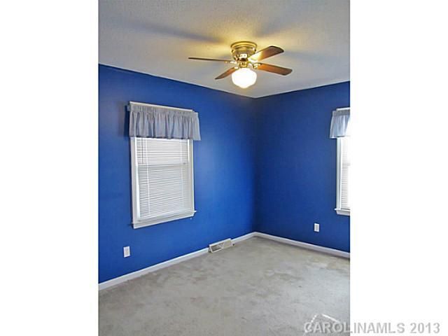 571 Mcdowell Dr, Chester, SC 29706