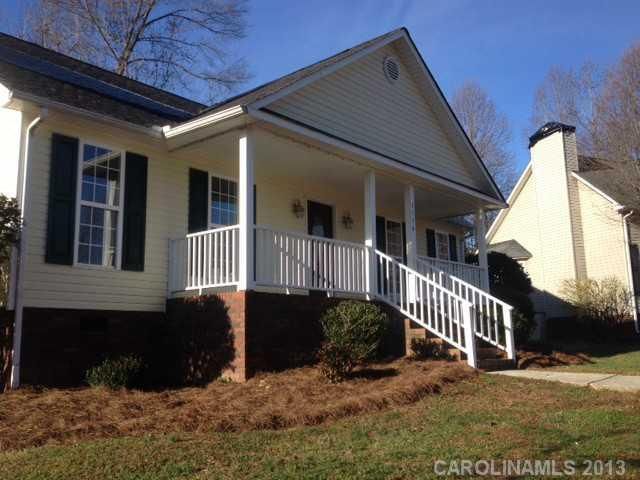 1136 SE Timber Pl, Concord, NC 28025