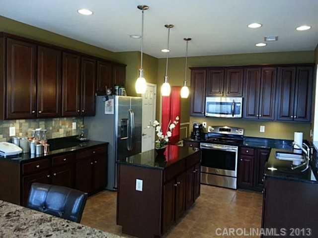 16732 Macanthra Dr, Charlotte, NC 28213