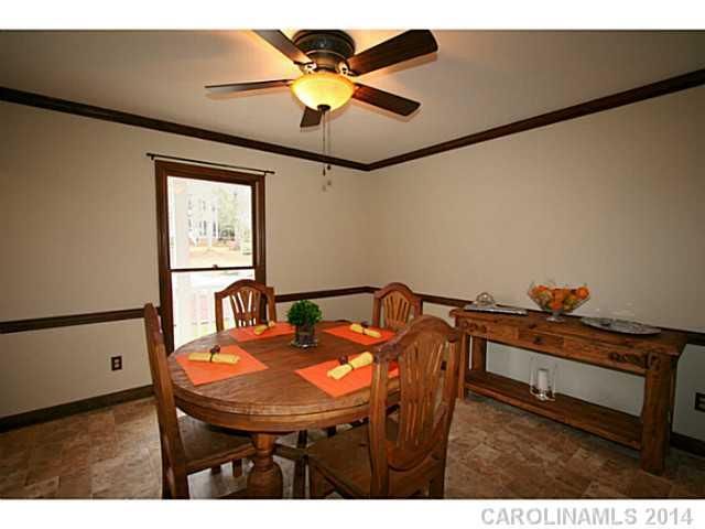 1234 Windy Hill Ln, Matthews, NC 28105