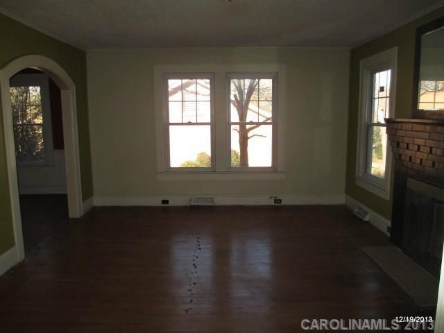 637 NW Forest St, Concord, NC 28025
