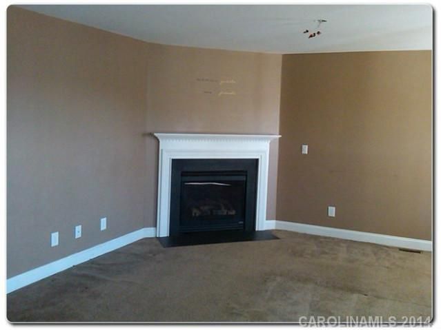 2125 Pinnacle View Dr, Kings Mountain, NC 28086