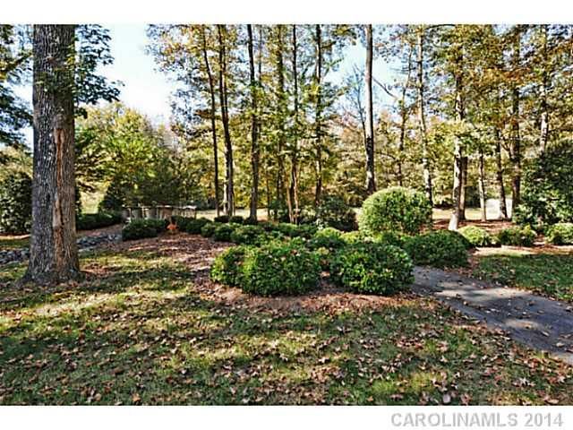 3034 Ashford Glen Dr, Matthews, NC 28104