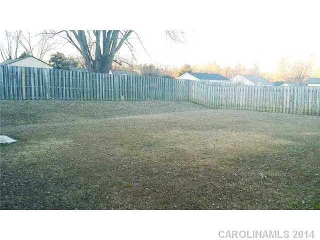 1613 Mackenzie Ln, Monroe, NC 28110