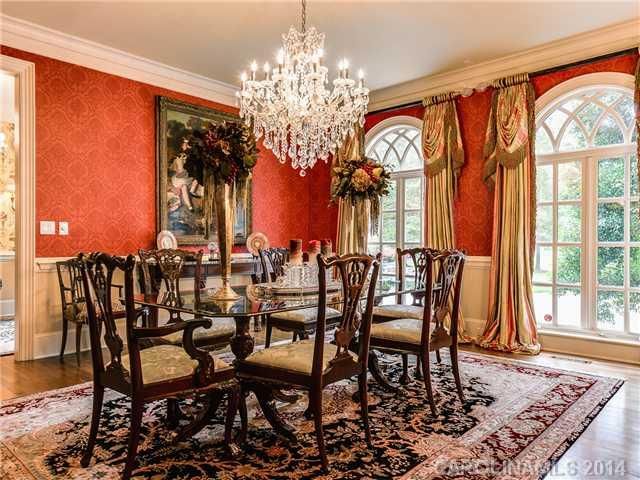 4329 Fox Brook Ln, Charlotte, NC 28211