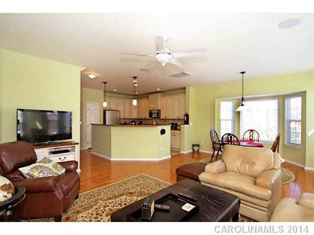 768 Naramore St #768, Davidson, NC 28036