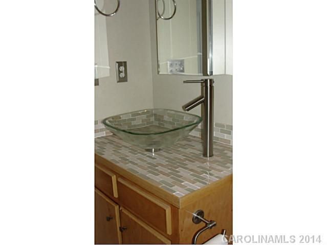 608 Eddleman Rd, Kannapolis, NC 28083