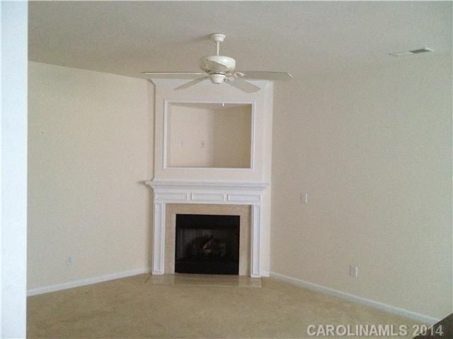 3930 Glenlea Commons Dr #3930, Charlotte, NC 28216