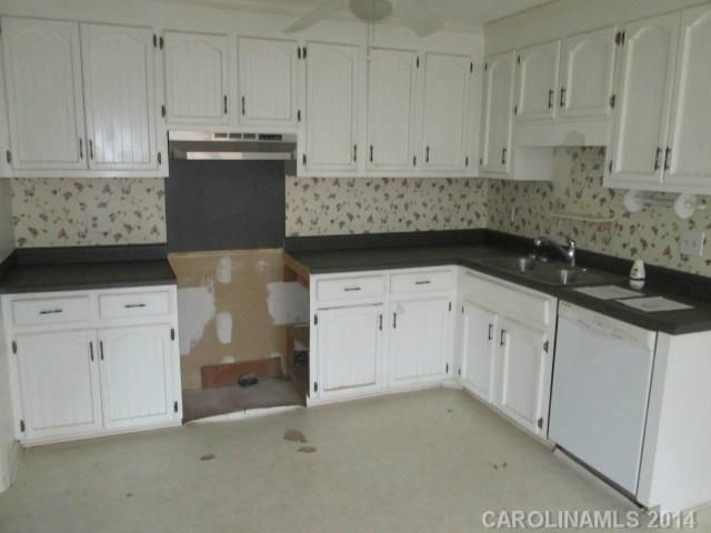 3573 Heather Ln, Gastonia, NC 28056
