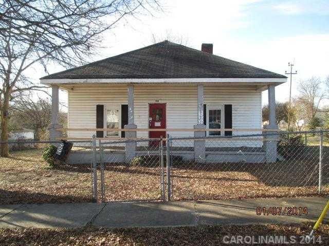 1203 Perkins St, Gastonia, NC 28054