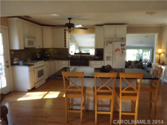 2203 Candlewood Dr, Monroe, NC 28110