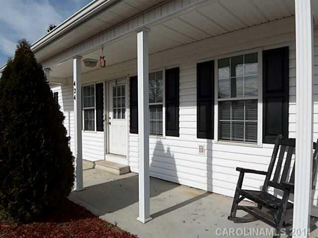 424 Mock Mill Rd, Statesville, NC 28677