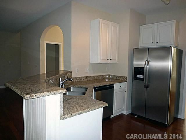 11427 Fox Hill Dr, Charlotte, NC 28269