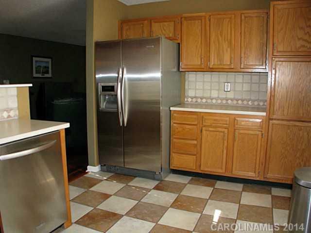 256 South Circle Dr, Concord, NC 28027