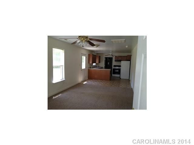 2000 Grandhaven Dr, Mount Holly, NC 28120