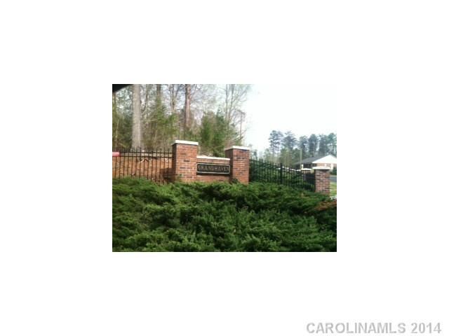 2000 Grandhaven Dr, Mount Holly, NC 28120