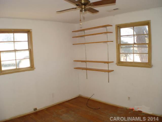 5300 Southampton Rd, Charlotte, NC 28217