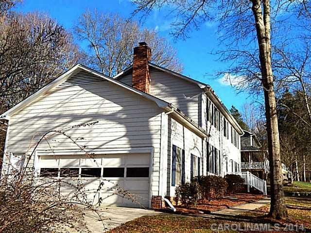 7222 Leaves Ln, Charlotte, NC 28213