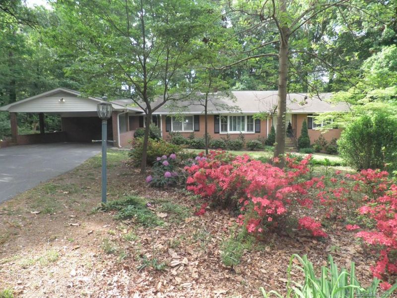 302 Labans Ln #8, Lincolnton, NC 28092