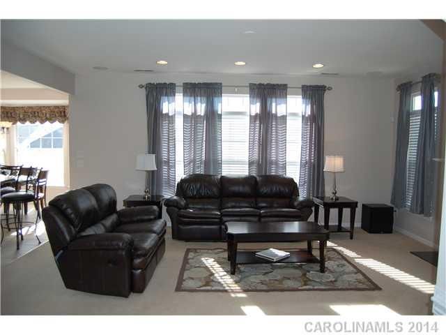 2258 Elendil Ln, Charlotte, NC 28269
