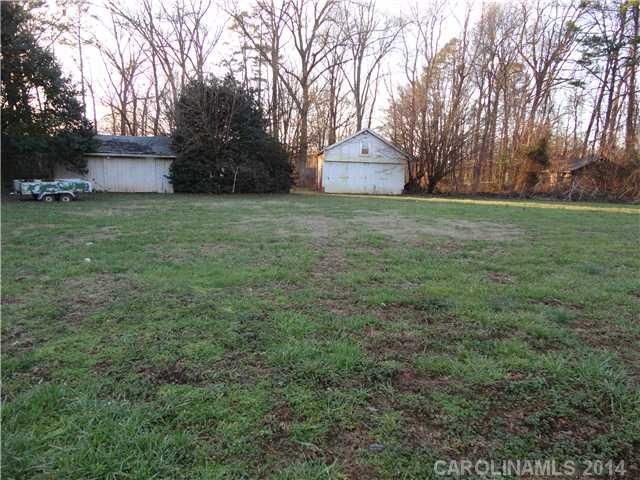 5208 E Wt Harris Blvd, Charlotte, NC 28215