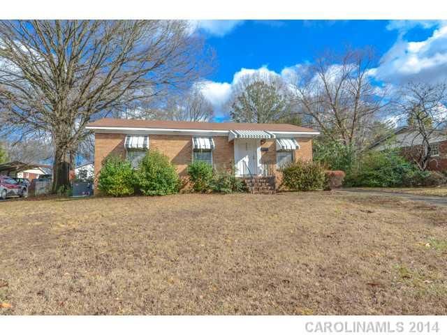 4400 Birkdale Dr, Charlotte, NC 28208
