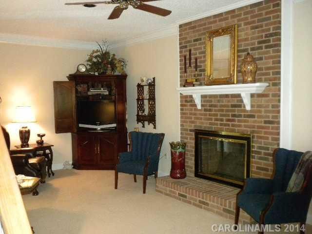 2313 Fox Hunt Dr, Monroe, NC 28110