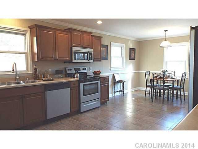 922 Oakshade Ave, Kannapolis, NC 28083