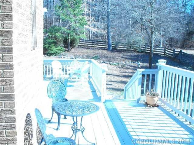 816 Balsam Ter, Charlotte, NC 28214