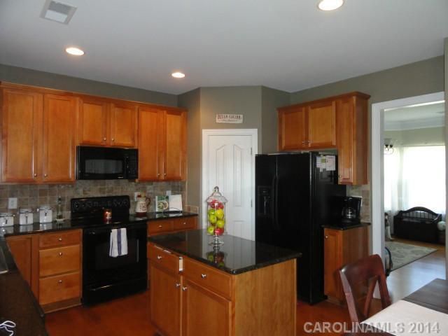 526 NW Clearwater Dr, Concord, NC 28027