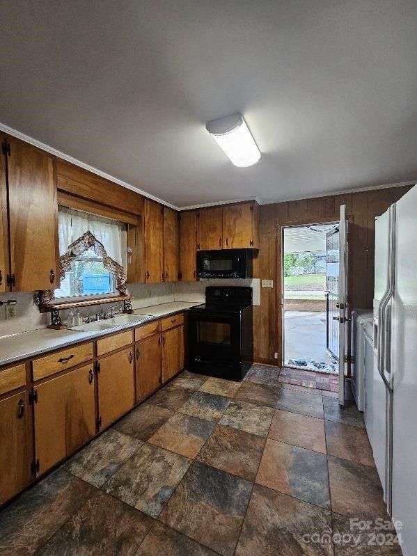1008 Tennessee St, Kannapolis, NC 28083