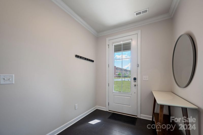 7815 Reunion Row Dr, Charlotte, NC 28277